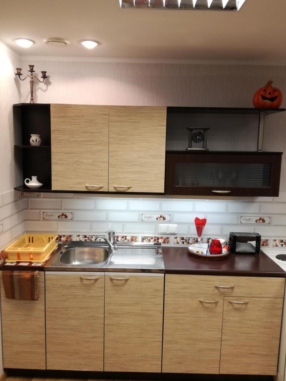 Papiniidu Studio Apartments パルヌ エクステリア 写真